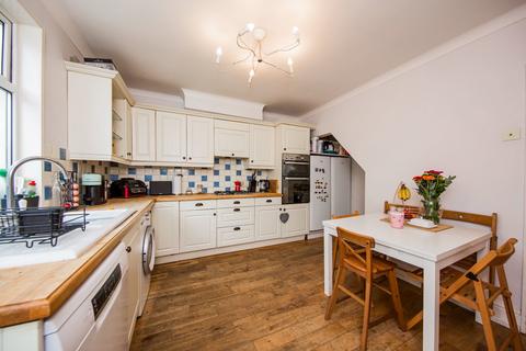 2 bedroom semi-detached house for sale, Richardson Road, Tunbridge Wells