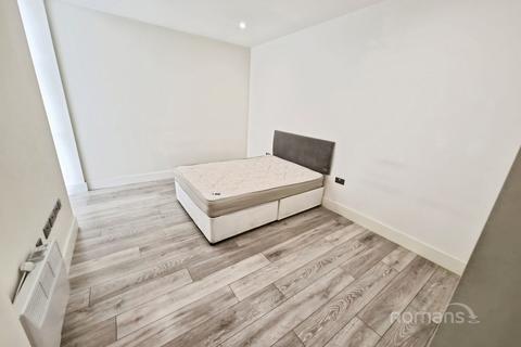 undefined, Farnham Road, Slough, Berkshire, SL1