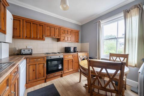 2 bedroom flat to rent, 70 Parchment Street, Winchester, SO23