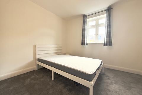 1 bedroom in a house share to rent, Hailwood Drive, Birmingham, B43