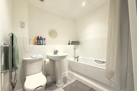 1 bedroom in a house share to rent, Hailwood Drive, Birmingham, B43