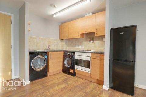 2 bedroom apartment for sale, Bramford Road, Ipswich