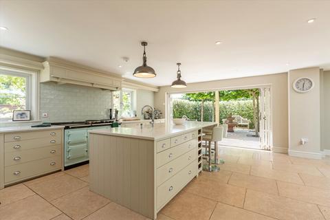 5 bedroom village house for sale, Pickhurst Road, Chiddingfold, Godalming, Surrey GU8