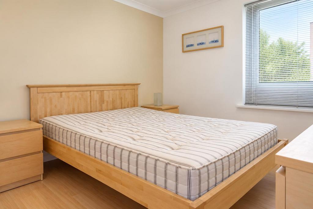 Apartment in Newcastle upon Tyne, Blakelaw, Blakelaw and North Fenham - More