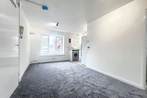 undefined, Hambledon Close, Uxbridge, UB8