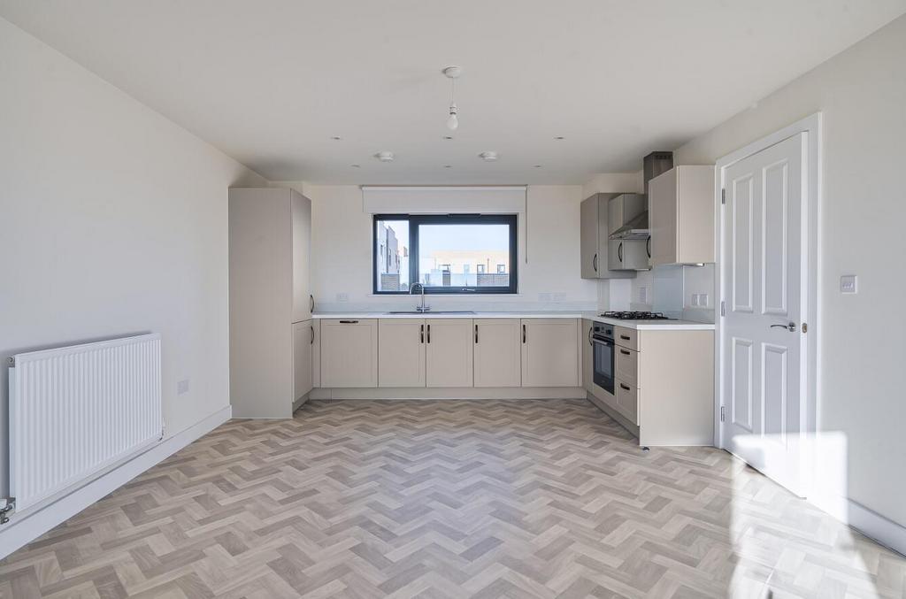 Apartment in Cambridge - View 2