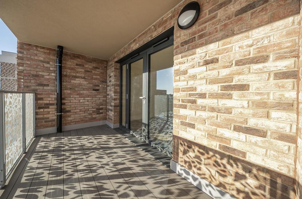 Apartment in Cambridge - View 5
