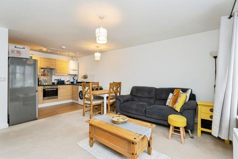 2 bedroom flat for sale, Dame Kelly Holmes Way, Tonbridge, Kent, TN9