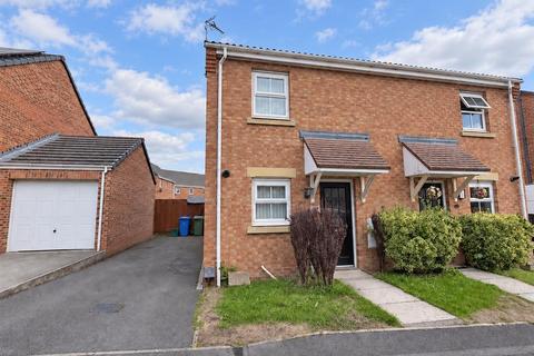 2 bedroom semi-detached house to rent, Pendinas, Wrexham LL11