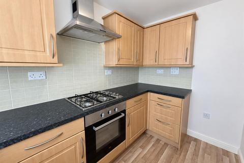 2 bedroom semi-detached house to rent, Pendinas, Wrexham LL11