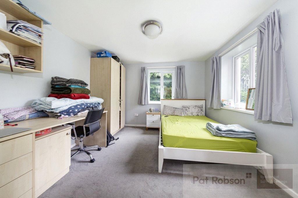 Apartment in Newcastle upon Tyne, Tyne and Wear - View 5