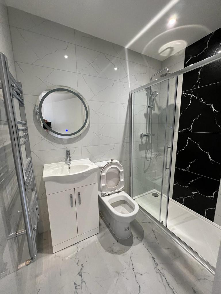 Apartment in Barking - View 2
