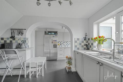 4 bedroom semi-detached house for sale, Pant Y Dwr, Three Crosses, Swansea