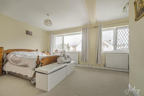 4 bedroom semi-detached house for sale, Pant Y Dwr, Three Crosses, Swansea