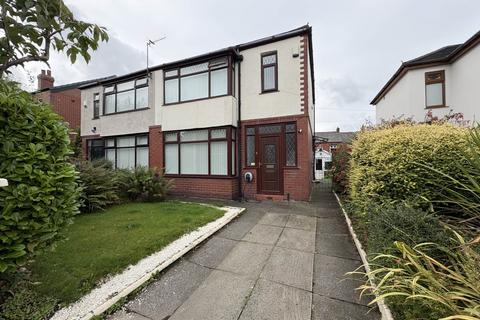 3 bedroom semi-detached house for sale, 139 Oakbank Avenue, Oldham, OL9 9RT