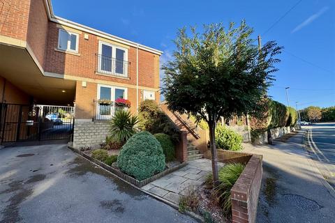 undefined, Huddersfield Road, Darton, Barnsley, S75 5NF
