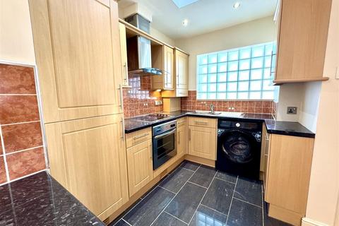 undefined, Huddersfield Road, Darton, Barnsley, S75 5NF