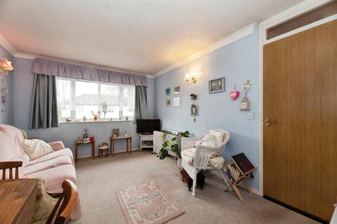 1 bedroom flat for sale, Wordsworth Drive, Cheam, Sutton, SM3