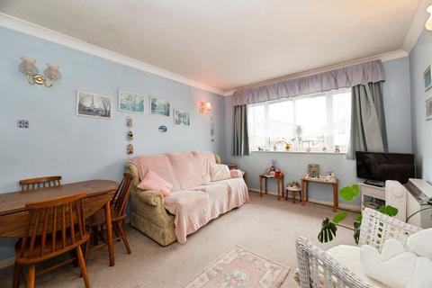 1 bedroom flat for sale, Wordsworth Drive, Cheam, Sutton, SM3