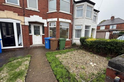 3 bedroom terraced house to rent - Trafford Road, Willerby