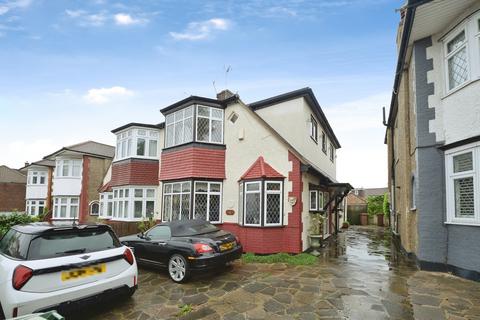 3 bedroom terraced house for sale, The Bramblings, LONDON, London, E4