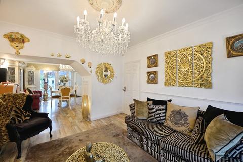 3 bedroom terraced house for sale, The Bramblings, LONDON, London, E4