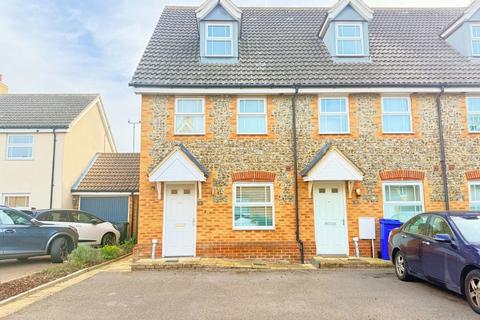3 bedroom semi-detached house to rent, The Presidents, Beck Row, Bury St. Edmunds