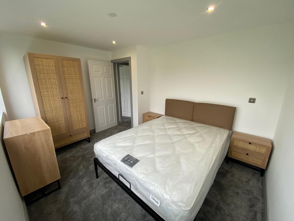 Apartment in LEEDS - View 4