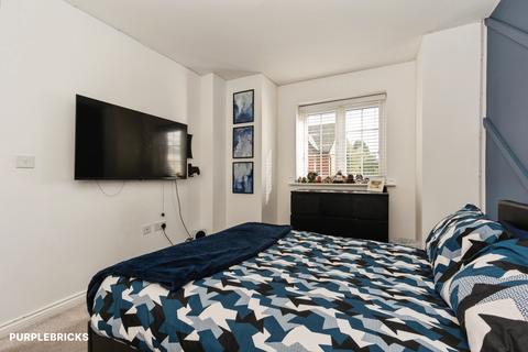 3 bedroom semi-detached house for sale, Rook Close, Dukinfield, SK16