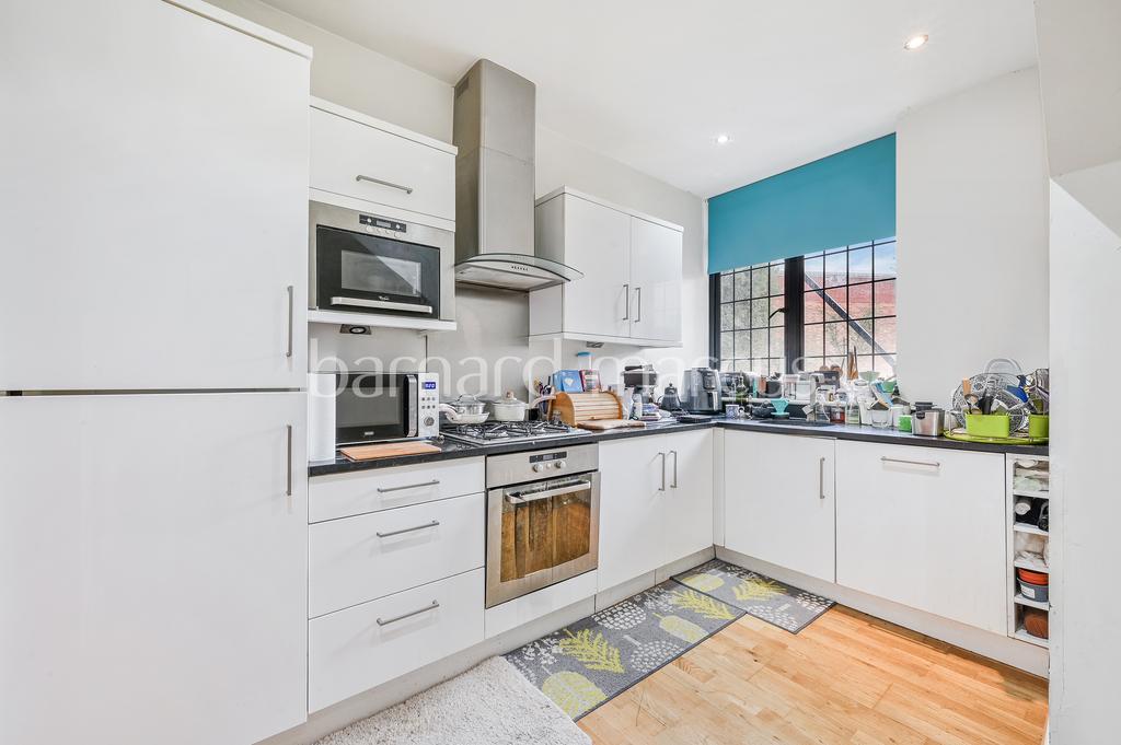 Apartment in EPSOM - View 3