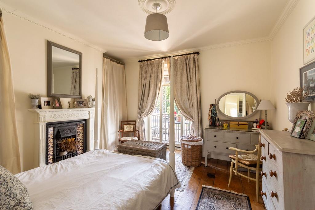 House in Brighton - View 2