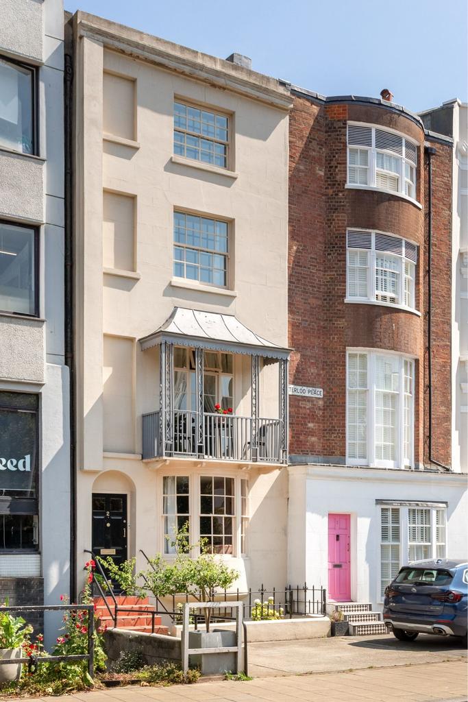 House in Brighton - View 4