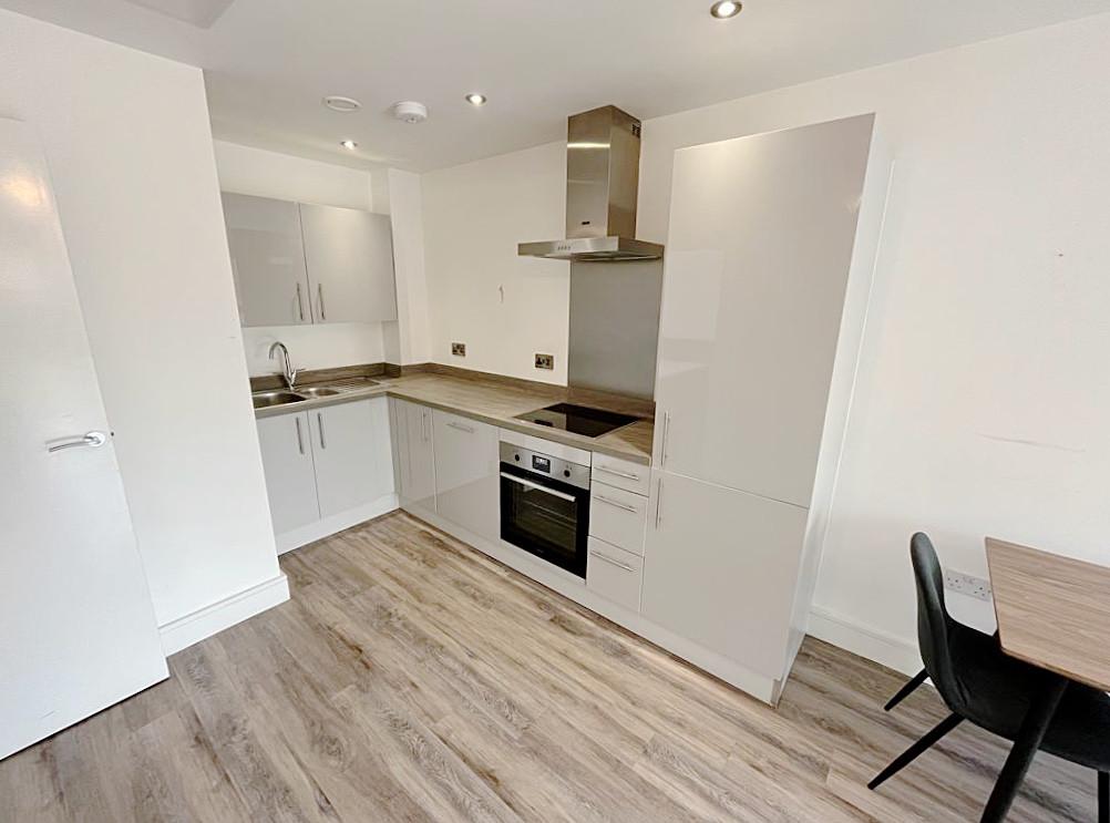 Apartment in Salford, Weaste - View 4