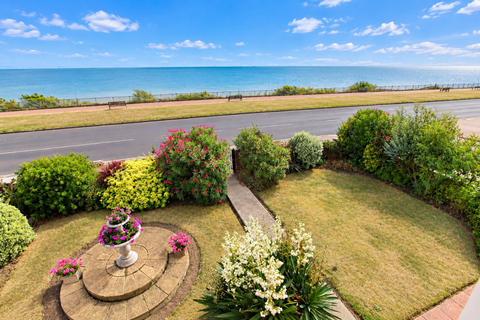 3 bedroom detached house for sale, Kings Parade, Holland on Sea, CO15 5JH