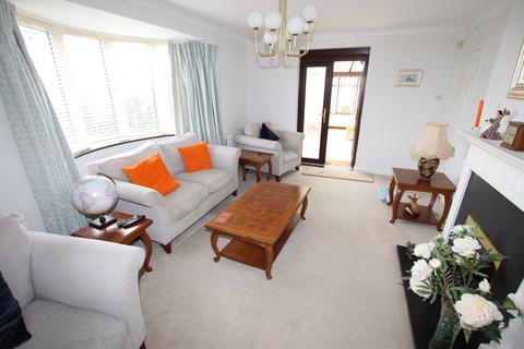 3 bedroom detached house for sale, Kings Parade, Holland on Sea, CO15 5JH