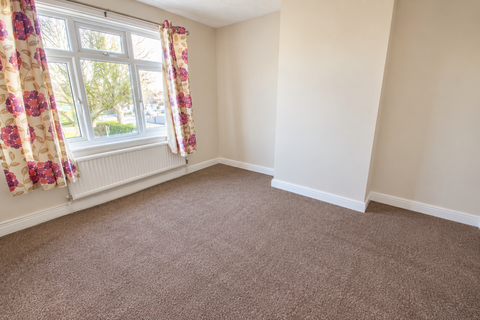 3 bedroom maisonette to rent, The Green, PETERBOROUGH PE4