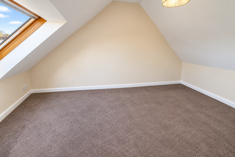 3 bedroom maisonette to rent, The Green, PETERBOROUGH PE4