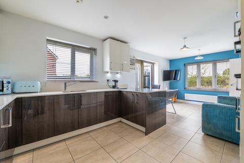 undefined, Sweeney Drive, Tatenhill, DE13