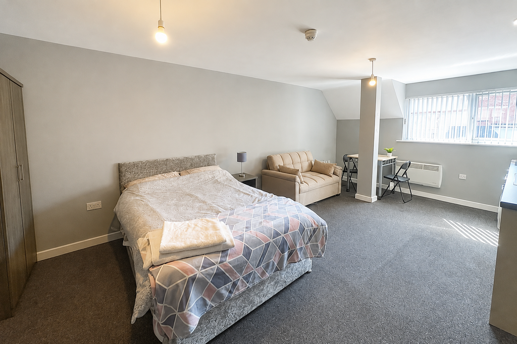 Apartment in Leicester - View 4