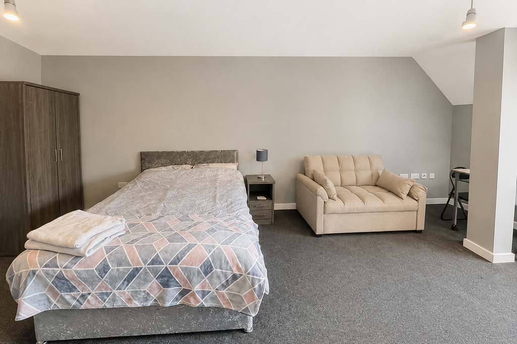 Apartment in Leicester - View 5