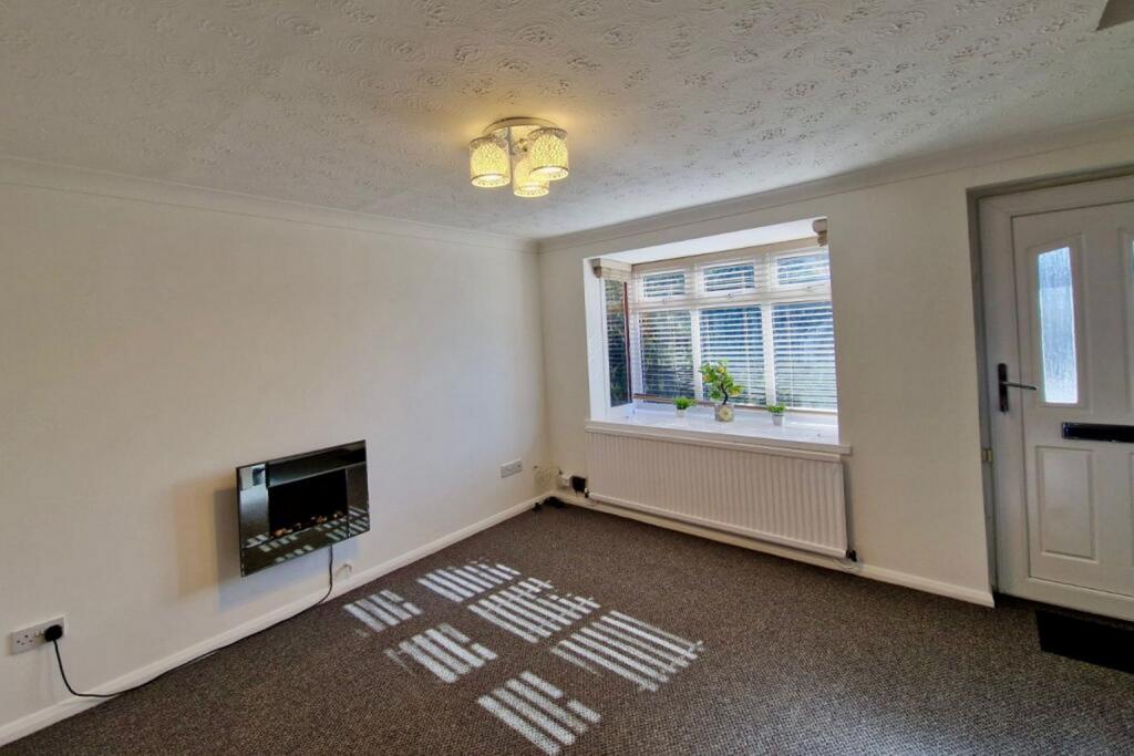 House in Nottinghamshire - View 2
