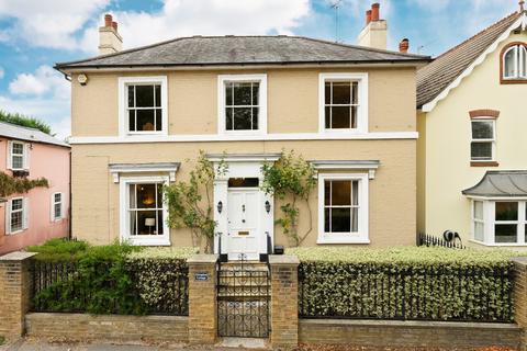 Weston Green, Thames Ditton, Surrey, KT7