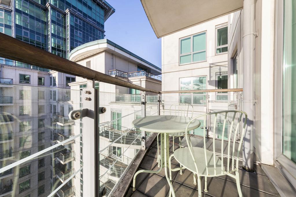 Apartment in Vauxhall - View 3