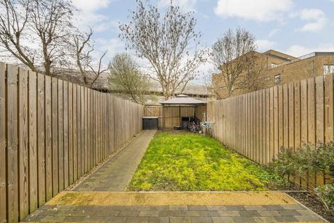 4 bedroom terraced house to rent, Caird Street, London W10