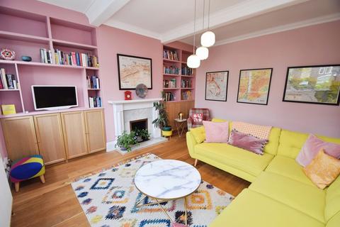 undefined, Bankfield Drive, Bradford BD18