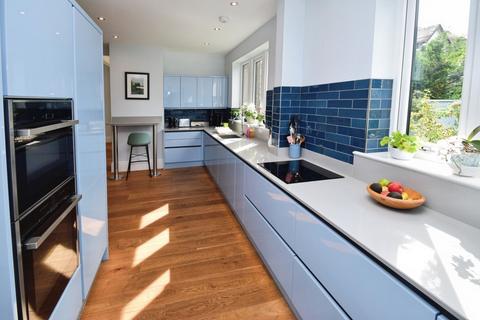 undefined, Bankfield Drive, Bradford BD18
