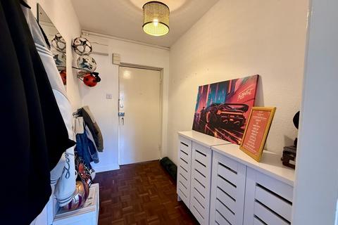 2 bedroom apartment for sale, Arden Court, Hampton In Arden B92