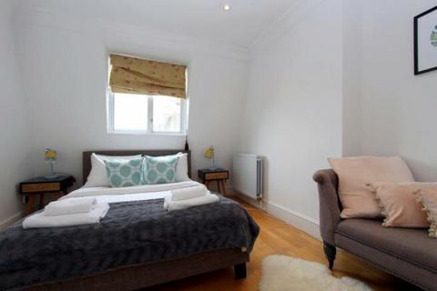 2 bedroom flat to rent, Gloucester Road, South Kensington SW7