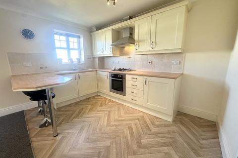 2 bedroom flat to rent, Woolcombers Way, Tyersal