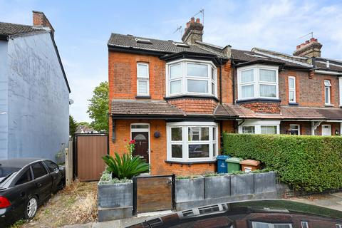 3 bedroom end of terrace house for sale, Havelock Road, Harrow